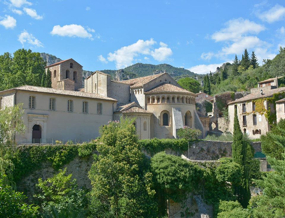 Saint-guilhem-le-désert, un des plus beaux villages de France